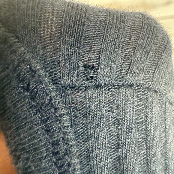 ABERCROMBIE & FITCH Y2K Bella Swan Ribbed Knit Henley Top Navy Large - Picture 10 of 16